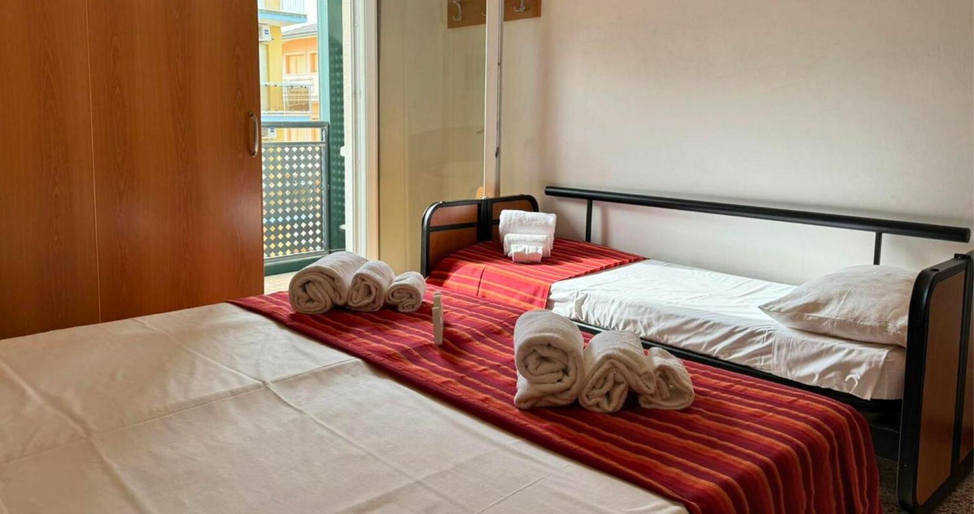 Hotel Caruso Rimini Exteriör bild