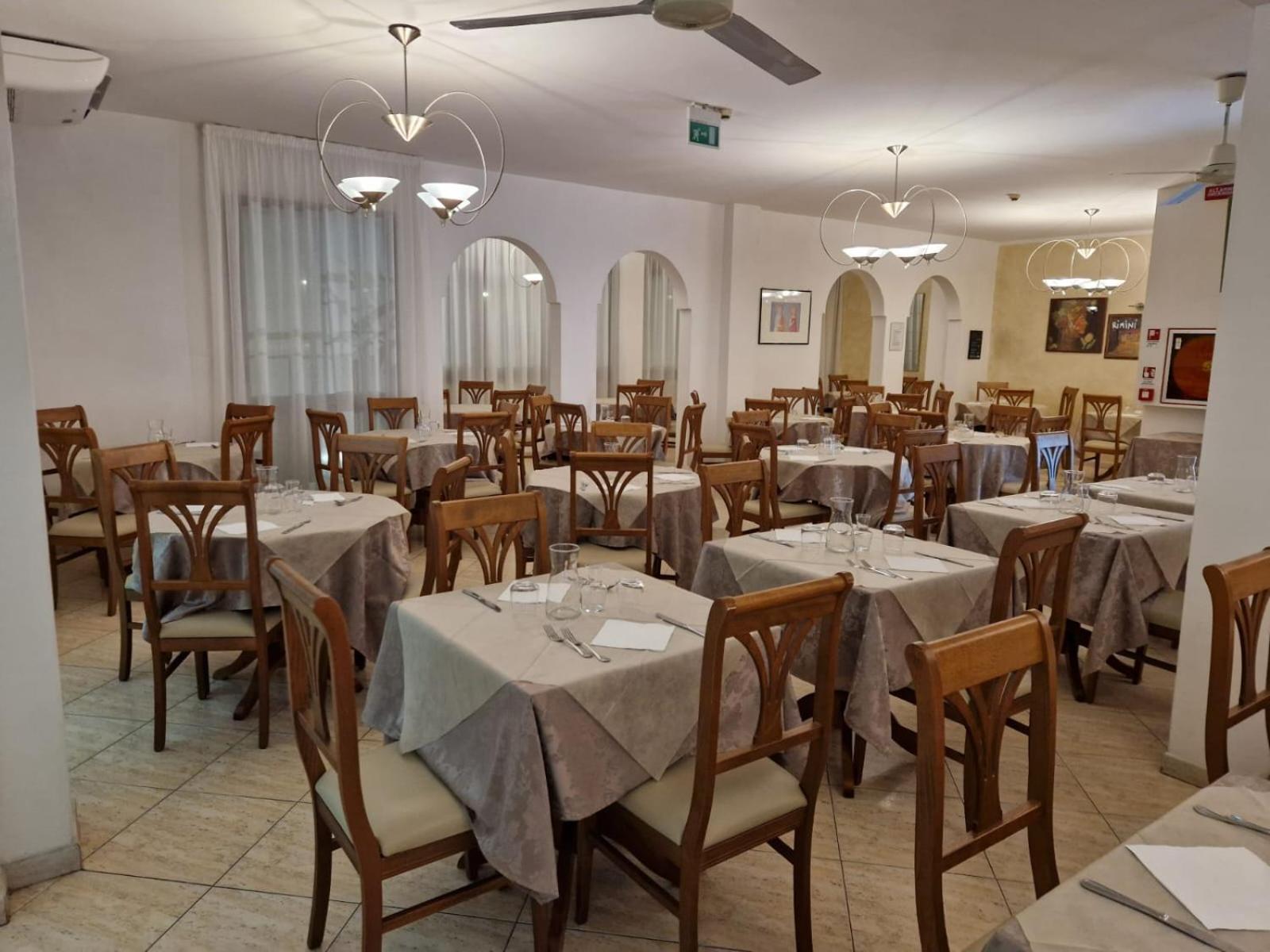 Hotel Caruso Rimini Exteriör bild